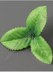 Лист клубники тройной шёлк 7см 