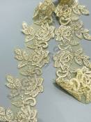 Шитье с золотой нитью Роза с листьями 9 см уп.15 ярд (цена 1 ярд 43.3 р)