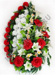 Венок "Ассорти" с гвоздикой и розой выс. 100/125 см шир. 60см