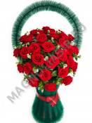 Корзина с бархатными розами Джелато выс.130/135см шир.75см 