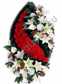 Венок Диантус с лилиями выс.120/135см шир.60см